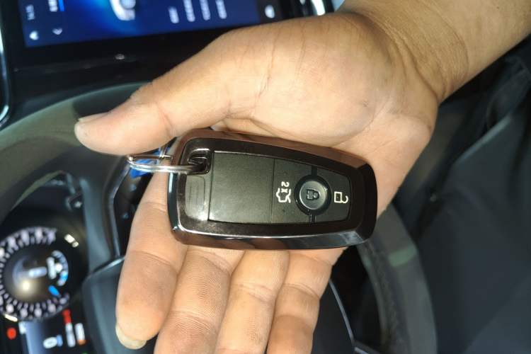 Used Ford Taurus 2019 EcoBoost 245 Premium Edition Vehicle Key