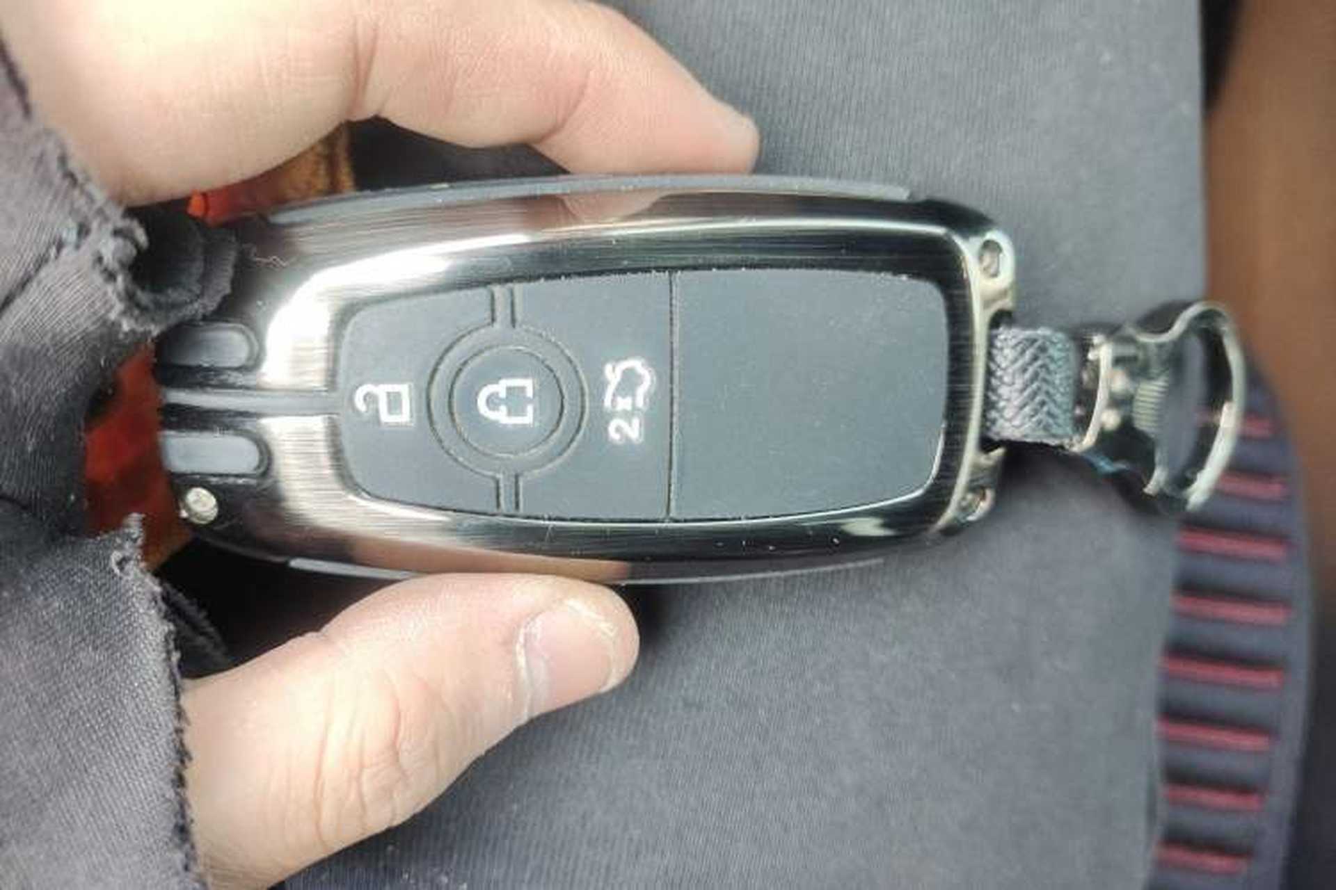 Used Ford Taurus 2019 EcoBoost 245 Premium Edition Vehicle Key