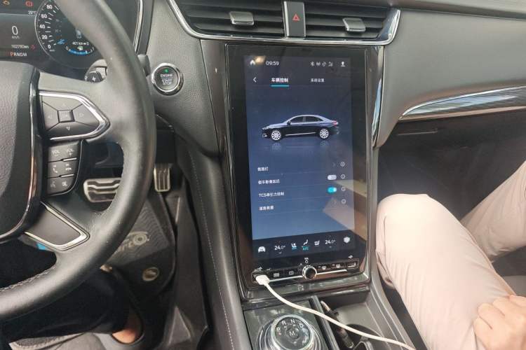 Used Ford Taurus 2019 EcoBoost 245 Premium Edition Audio And AC Panel