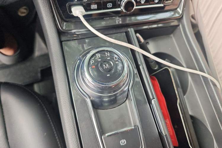 Used Ford Taurus 2019 EcoBoost 245 Premium Edition Gear Lever