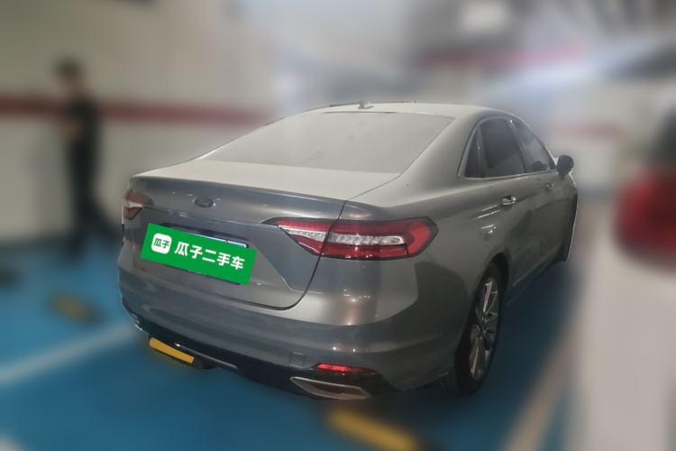 Used Ford Taurus 2019 EcoBoost 245 Premium Edition Rear Right 45 Deg