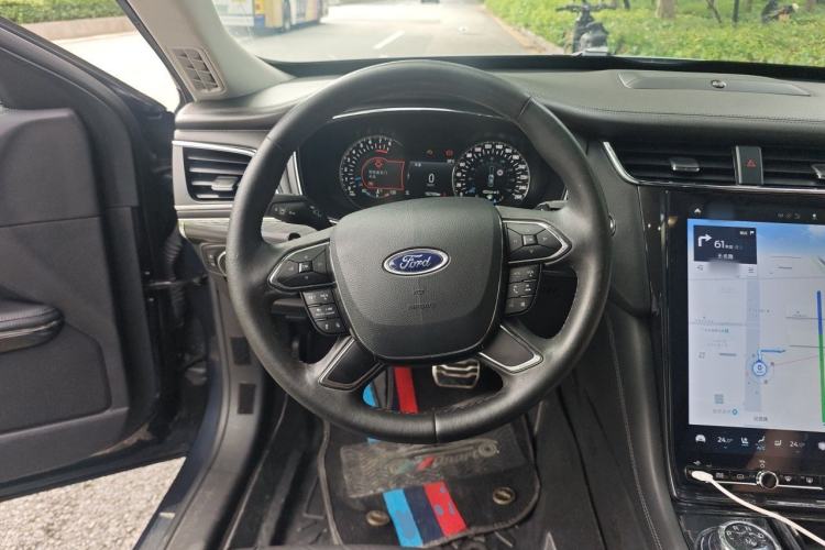 Used Ford Taurus 2019 EcoBoost 245 Premium Edition Steering Wheel
