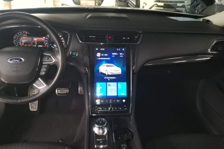 Used Ford Taurus 2019 EcoBoost 245 Premium Edition Audio And AC Panel