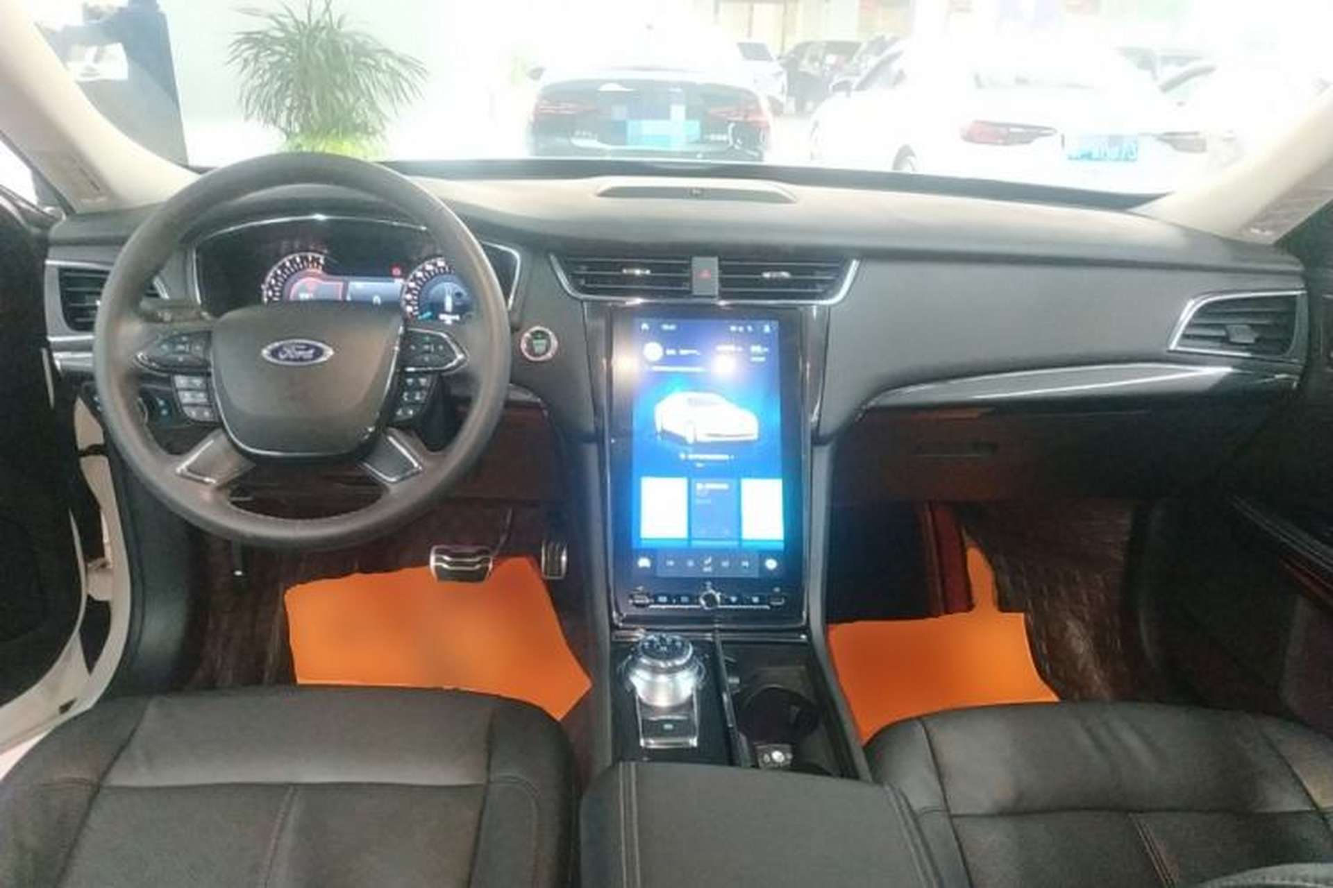 Used Ford Taurus 2019 EcoBoost 245 Premium Edition Center Console