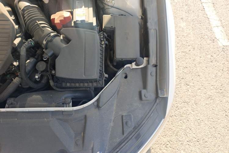 Used Ford Taurus 2019 EcoBoost 245 Vignale Deluxe Edition Engine Bay Left