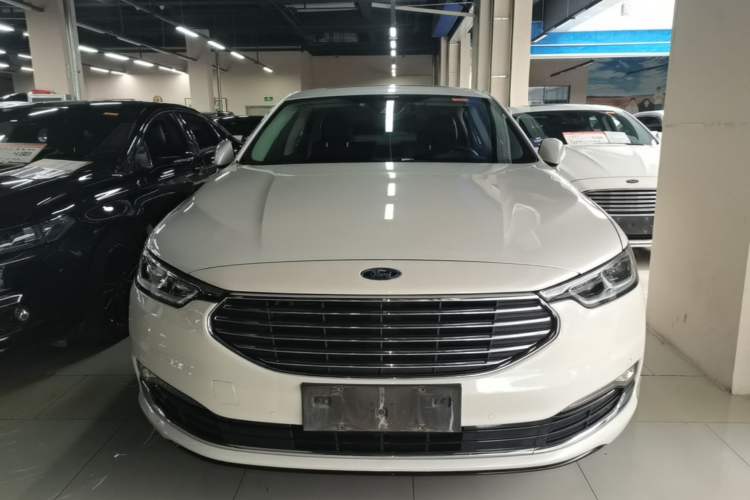Used Ford Taurus 2019 EcoBoost 245 Premium Edition Front