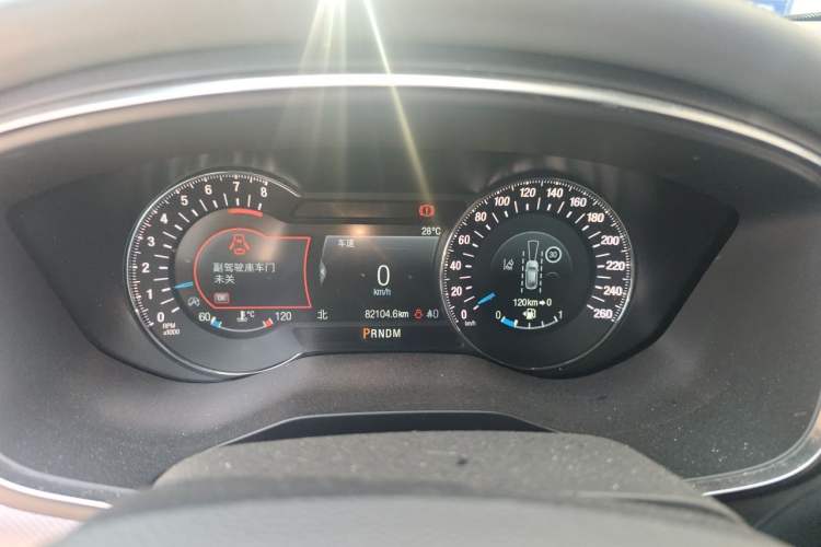 Used Ford Taurus 2019 EcoBoost 245 Vignale Deluxe Edition Instrument Cluster