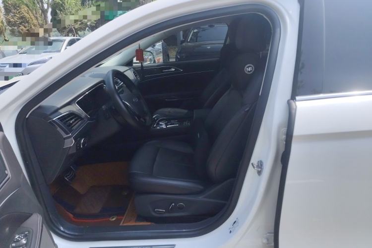 Used Ford Taurus 2019 EcoBoost 245 Premium Edition Left Front Seat