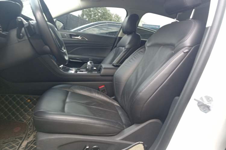 Used Ford Taurus 2019 EcoBoost 245 Premium Edition Left Front Seat