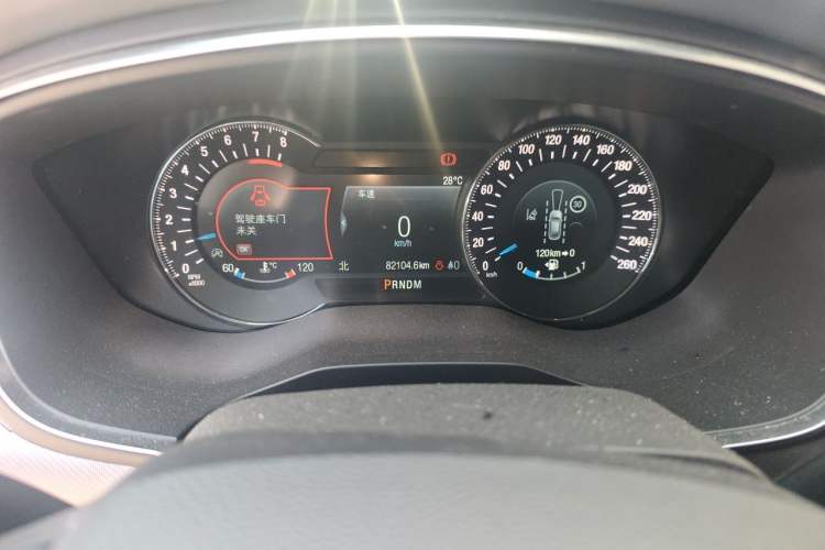 Used Ford Taurus 2019 EcoBoost 245 Vignale Deluxe Edition Odometer Close Up