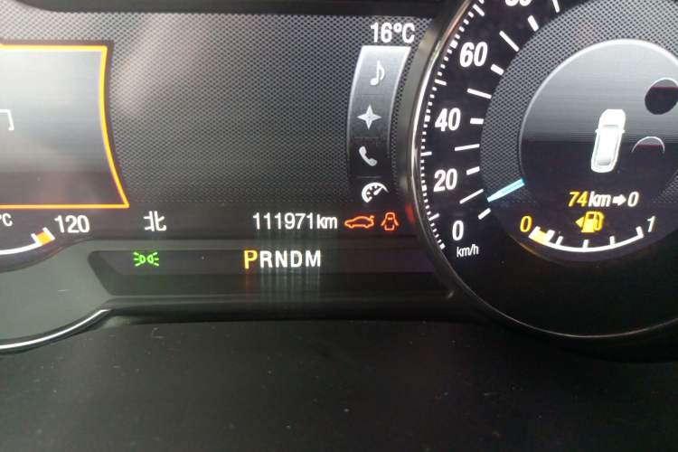 Used Ford Taurus 2019 EcoBoost 245 Premium Edition Odometer Close Up
