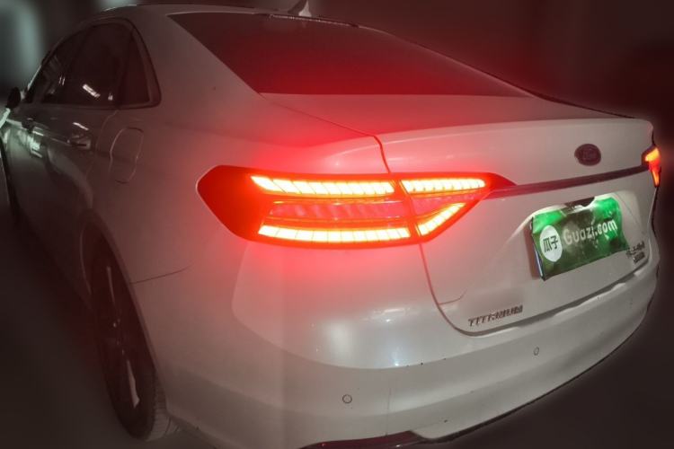 Used Ford Taurus 2019 EcoBoost 245 Premium Edition Rear Left 45 Deg