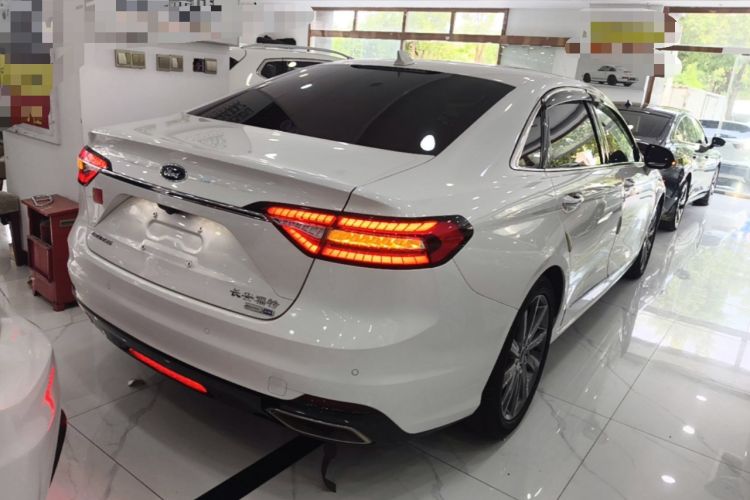 Used Ford Taurus 2019 EcoBoost 245 Premium Edition Rear Right 45 Deg