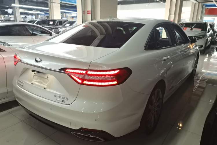 Used Ford Taurus 2019 EcoBoost 245 Premium Edition Rear Right 45 Deg