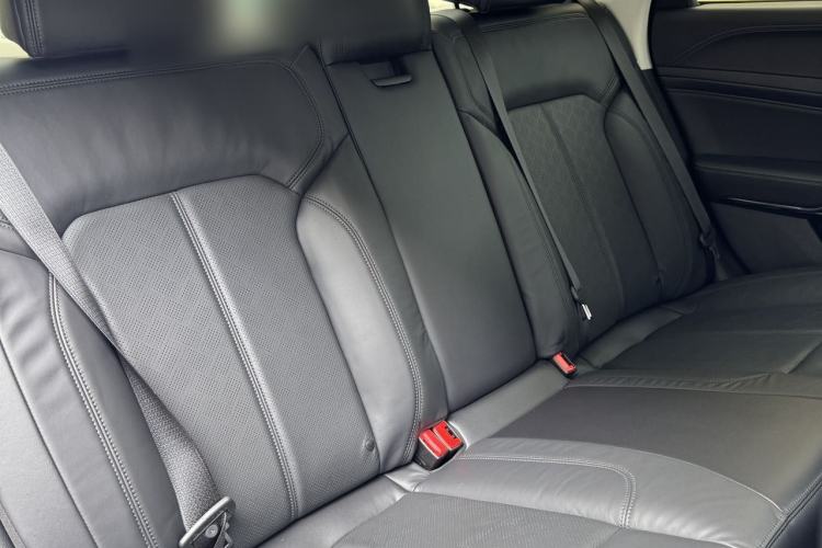 Used Ford Taurus 2019 EcoBoost 245 Premium Edition Trunk