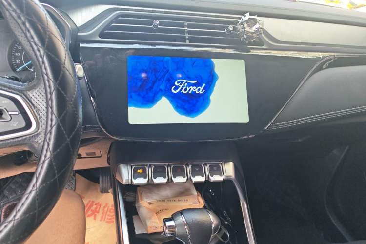 Used Ford Territory 2019 EcoBoost 145 CVT Platinum Edition China VI compliant Audio And AC Panel