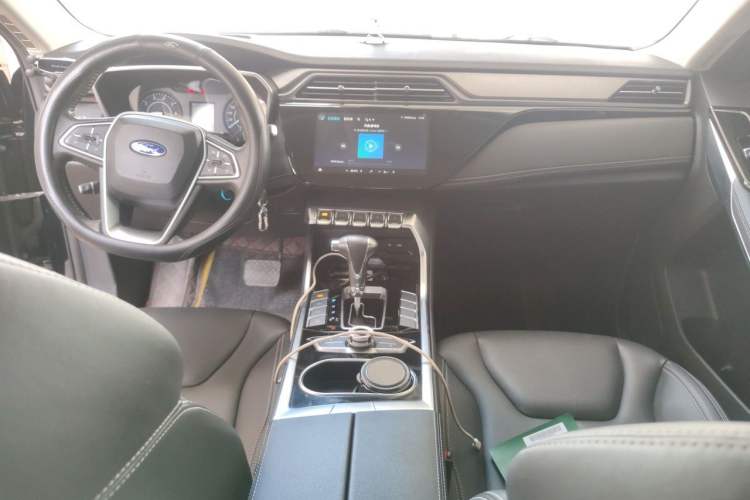 Used Ford Territory 2019 EcoBoost 145 CVT Platinum Edition China VI compliant Center Console