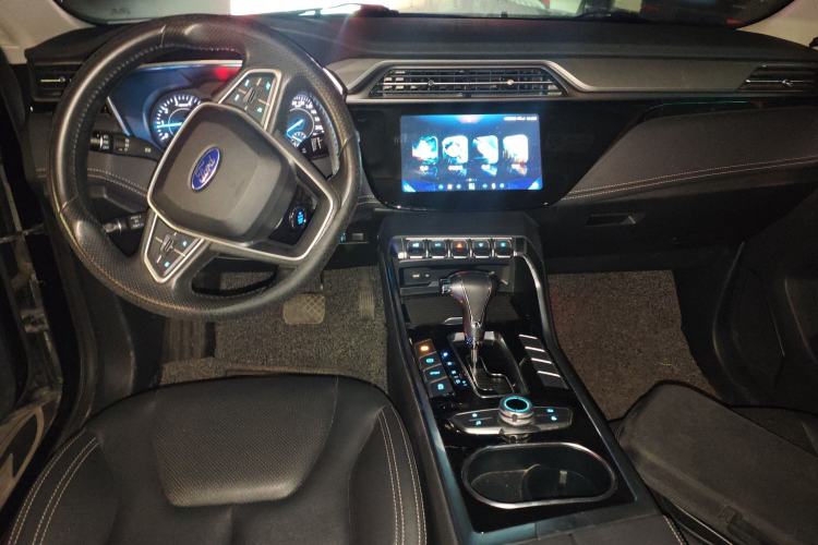 Used Ford Territory 2019 EcoBoost 145 CVT Platinum Edition China VI compliant Center Console