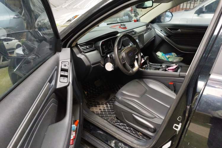 Used Ford Territory 2019 EcoBoost 145 CVT Platinum Edition China VI compliant Driver Seat