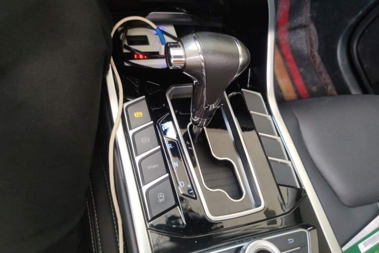 Used Ford Territory 2019 EcoBoost 145 CVT Platinum Edition China VI compliant Gear Lever