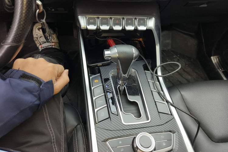 Used Ford Territory 2019 EcoBoost 145 CVT Platinum Edition China VI compliant Gear Lever
