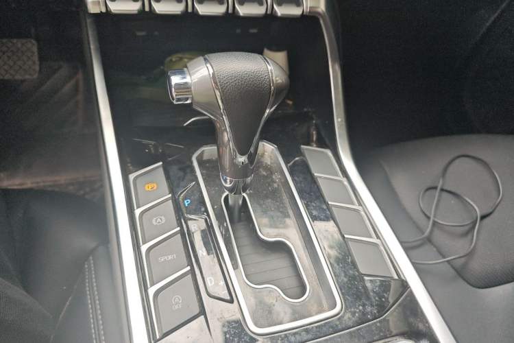 Used Ford Territory 2019 EcoBoost 145 CVT Platinum Edition China VI compliant Gear Lever