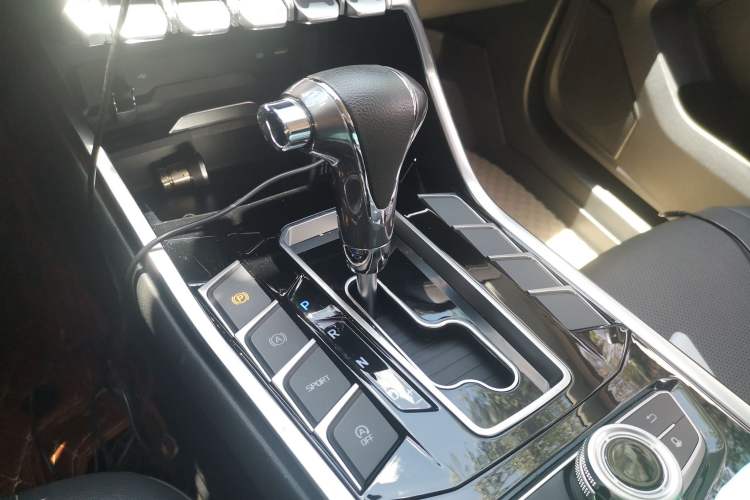 Used Ford Territory 2019 EcoBoost 145 CVT Platinum Edition China VI compliant Gear Lever