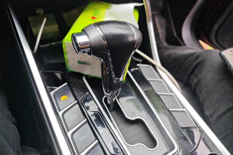 Used Ford Territory 2019 EcoBoost 145 CVT Platinum Edition China VI compliant Gear Lever