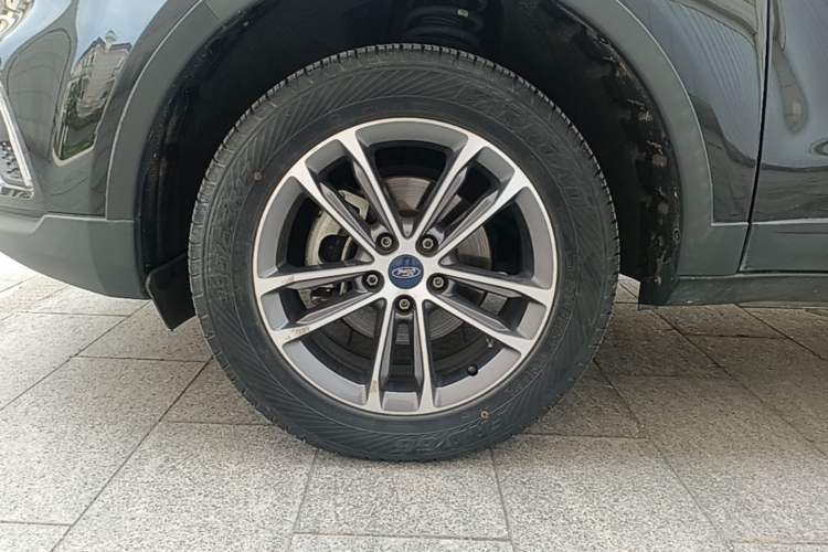 Used Ford Territory 2019 EcoBoost 145 CVT Platinum Edition China VI compliant Left Front Wheel Hub