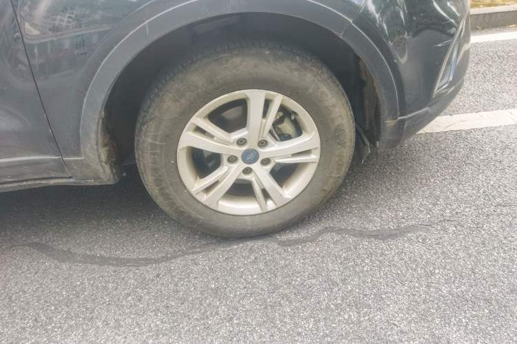 Used Ford Territory 2019 EcoBoost 145 CVT Elite Model China VI Standard Right Front Wheel Hub