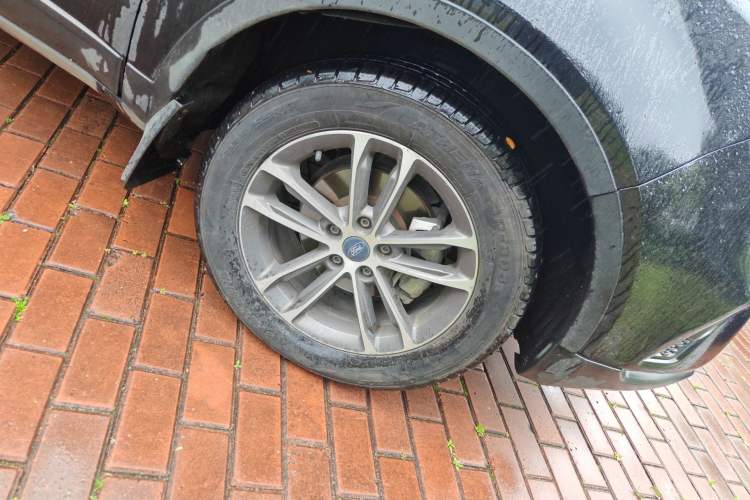 Used Ford Territory 2019 EcoBoost 145 CVT Platinum Edition China VI compliant Right Front Wheel Hub