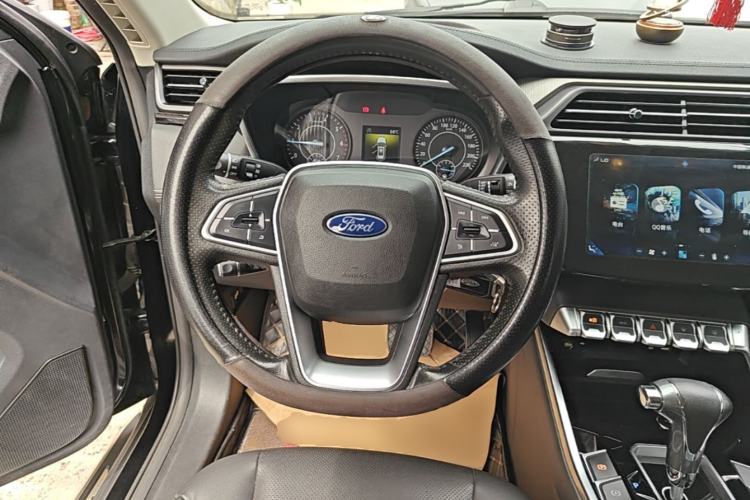 Used Ford Territory 2019 EcoBoost 145 CVT Platinum Edition China VI compliant Steering Wheel