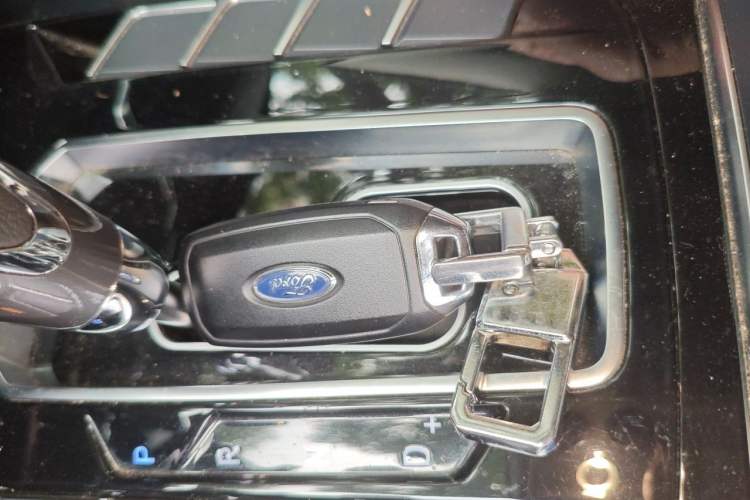 Used Ford Territory 2019 EcoBoost 145 CVT Platinum Edition China VI compliant Vehicle Key