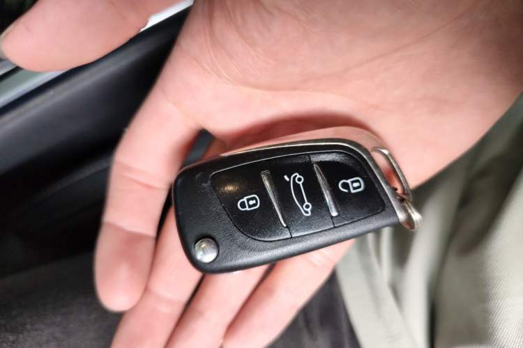 Used Ford Territory 2019 EcoBoost 145 CVT Platinum Edition China VI compliant Vehicle Key