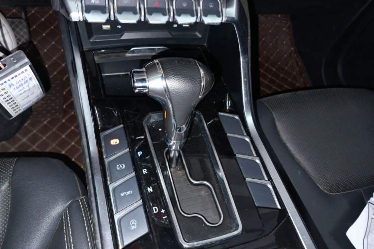 Used Ford Territory 2019 EcoBoost 145 CVT Platinum Edition China VI compliant Gear Lever