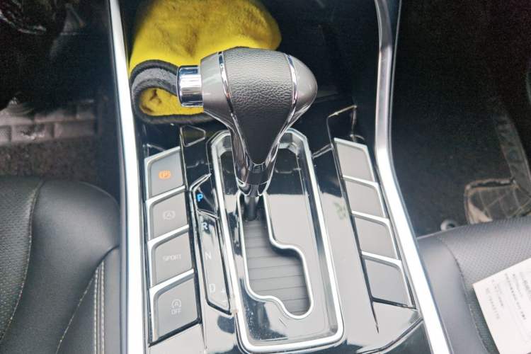 Used Ford Territory 2019 EcoBoost 145 CVT Platinum Edition China VI compliant Gear Lever