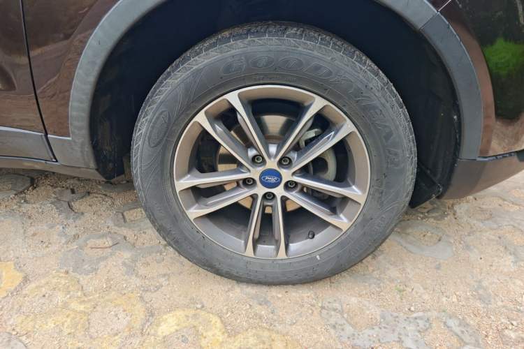 Used Ford Territory 2019 EcoBoost 145 CVT Platinum Edition China VI compliant Right Front Wheel Hub
