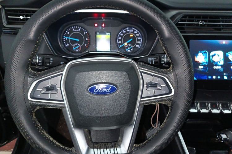 Used Ford Territory 2019 EcoBoost 145 CVT Platinum Edition China VI compliant Steering Wheel