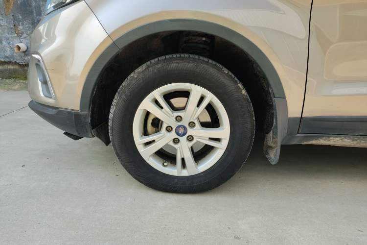 Used Ford Territory 2019 EcoBoost 145 CVT Elite Model China VI Standard Left Front Wheel Hub