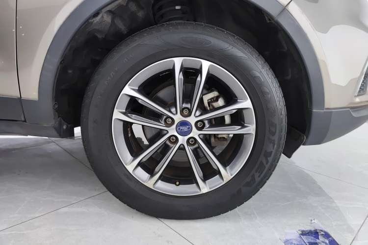 Used Ford Territory 2019 EcoBoost 145 CVT Platinum Edition China VI compliant Left Rear Wheel Hub