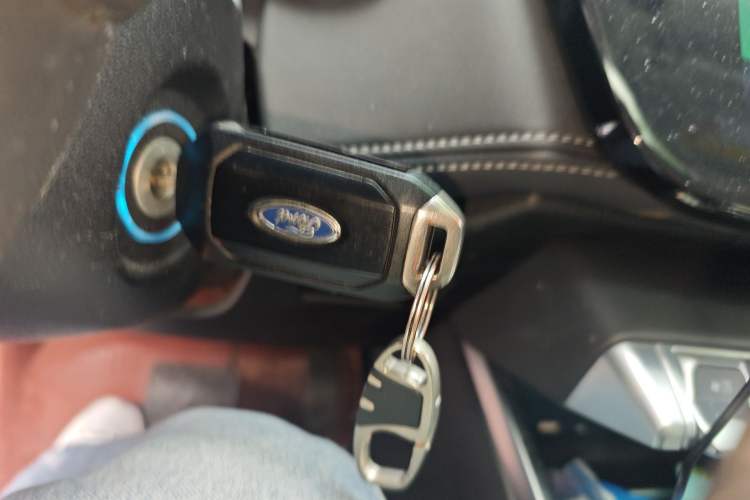 Used Ford Territory 2019 EcoBoost 145 CVT Platinum Edition China VI compliant Vehicle Key