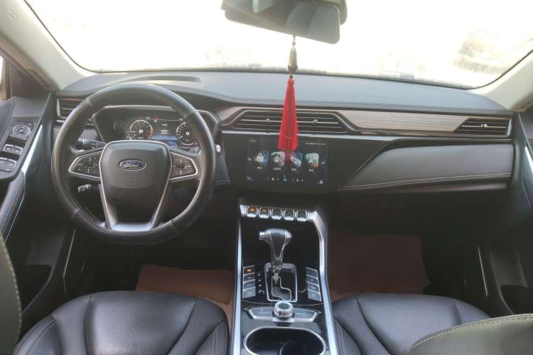 Used Ford Territory 2019 EcoBoost 145 CVT Prestige PLUS Model China VI Standard Center Console