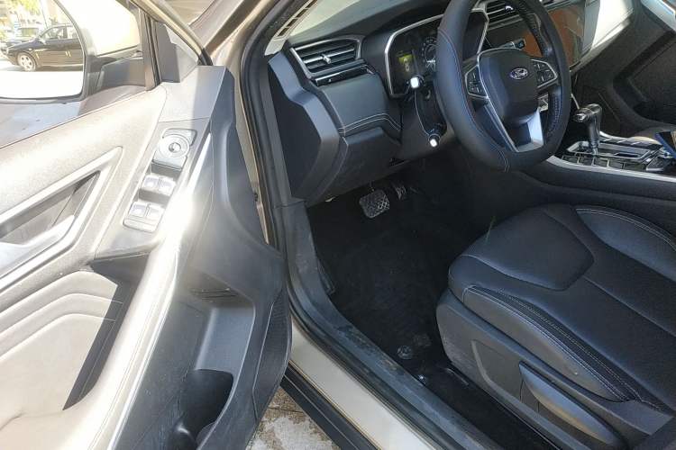Used Ford Territory 2019 EcoBoost 145 CVT Platinum Edition China VI compliant Driver Seat
