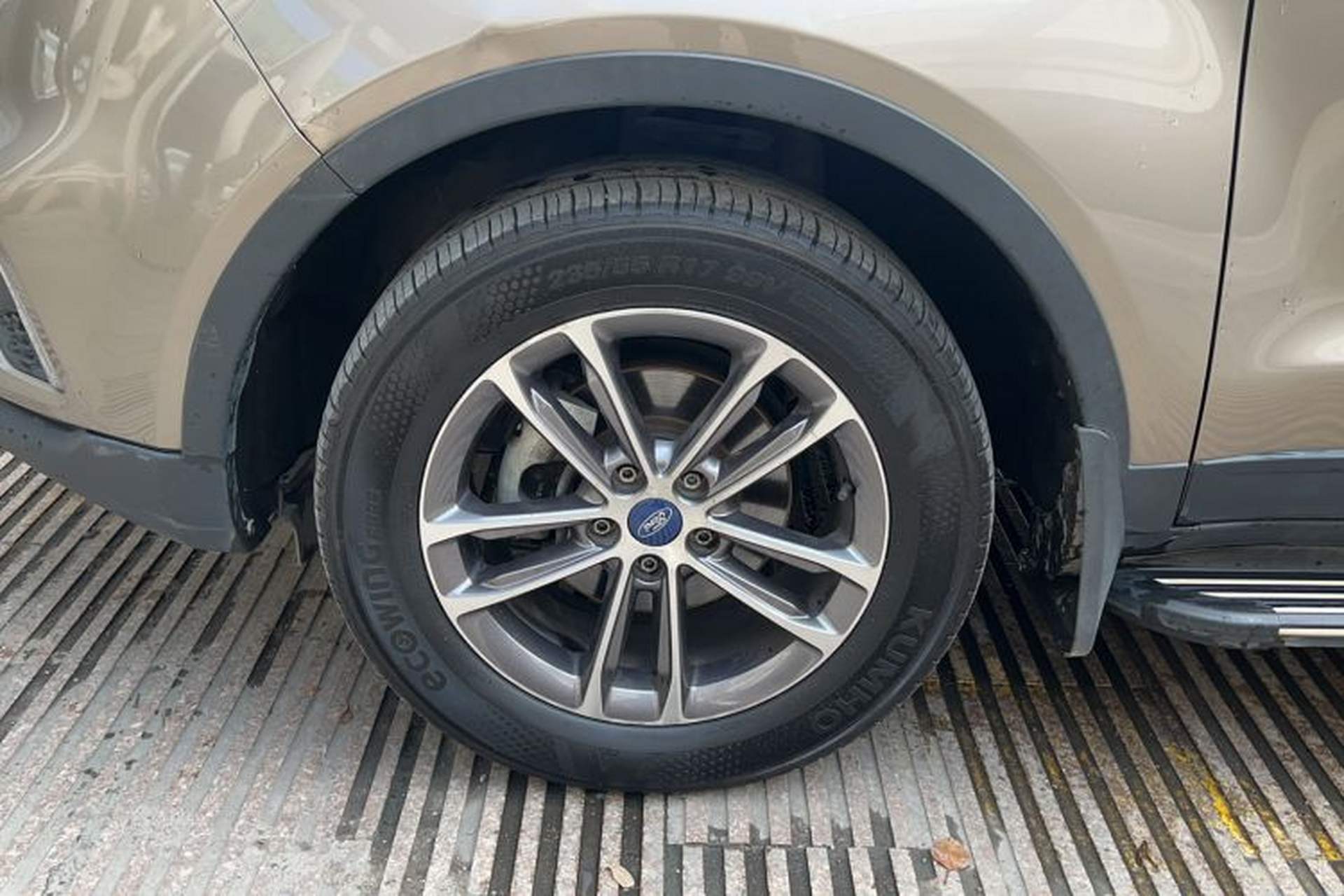 Used Ford Territory 2019 EcoBoost 145 CVT Platinum Edition China VI compliant Left Front Wheel Hub