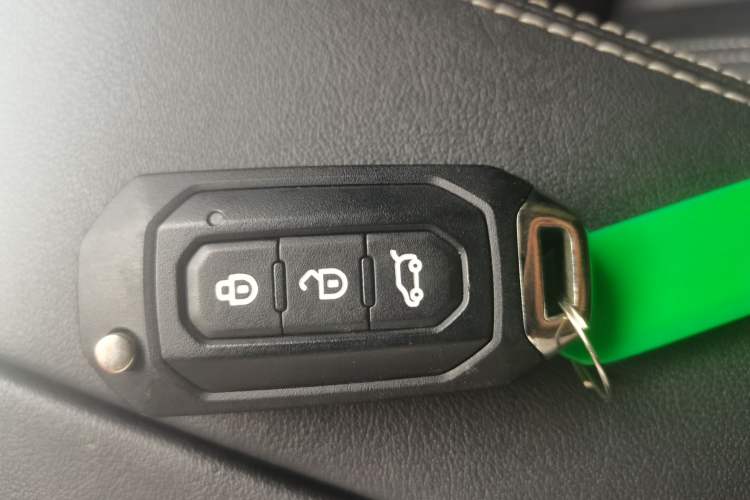 Used Ford Territory 2019 EcoBoost 145 CVT Platinum Edition China VI compliant Vehicle Key
