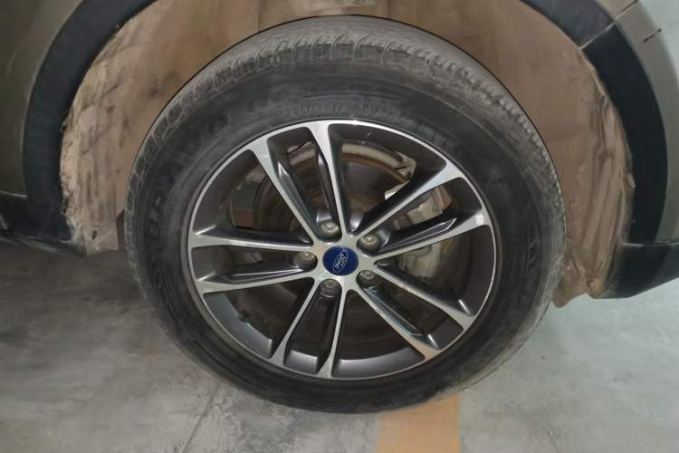 Used Ford Territory 2019 EcoBoost 145 CVT Platinum Edition China VI compliant Right Front Wheel Hub