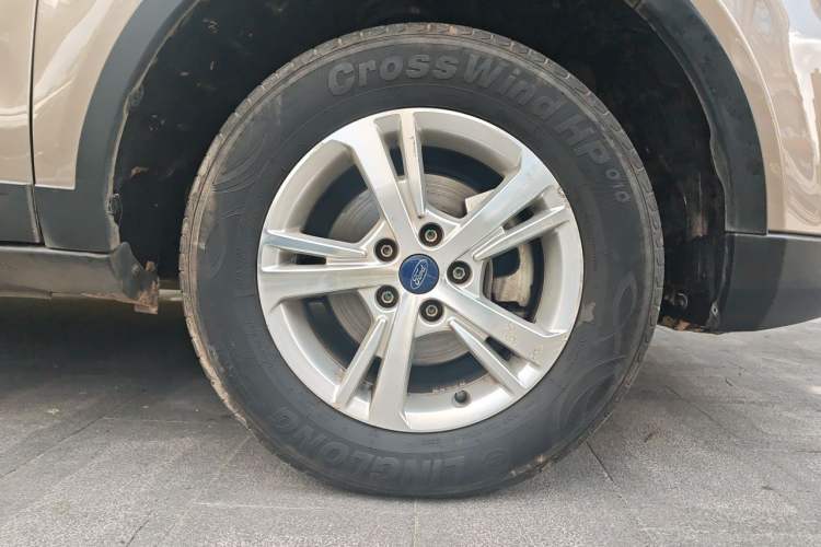 Used Ford Territory 2019 EcoBoost 145 CVT Elite Model China VI Standard Right Front Wheel Hub