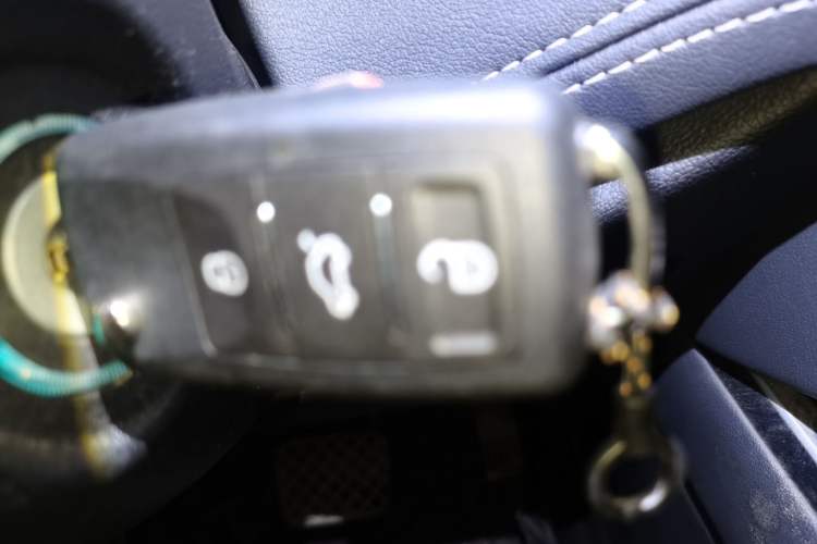 Used Ford Territory 2019 EcoBoost 145 CVT Platinum Edition China VI compliant Vehicle Key
