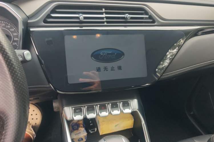 Used Ford Territory 2019 EcoBoost 145 CVT Platinum Edition China VI compliant Audio And AC Panel