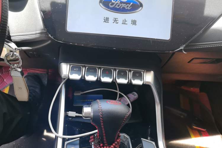 Used Ford Territory 2019 EcoBoost 145 CVT Platinum Edition China VI compliant Audio And AC Panel